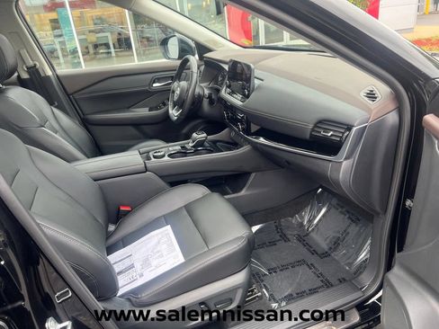 Used 2023 Nissan Rogue SL w/ SL Premium Package AWD/4WD image 24