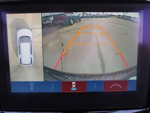 Used 2018 Chevrolet Traverse Premier w/ Driver Confidence II Package image 25