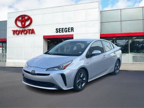 Used 2021 Toyota Prius Limited image 9