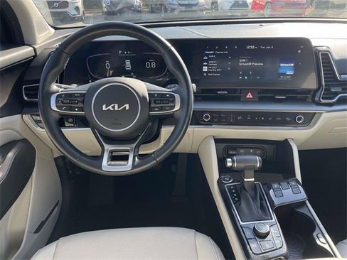 Used 2023 Kia Sportage EX image 2