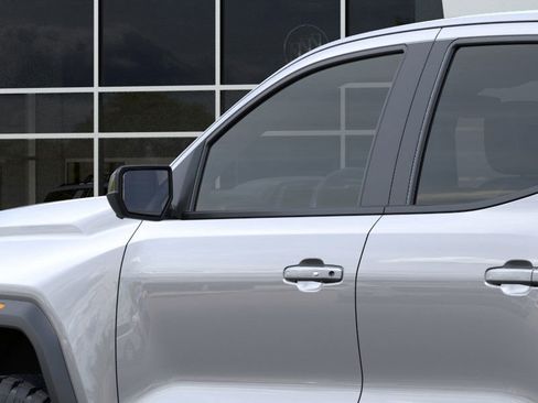 New 2026 GMC Canyon Elevation w/ Technology Package image 12