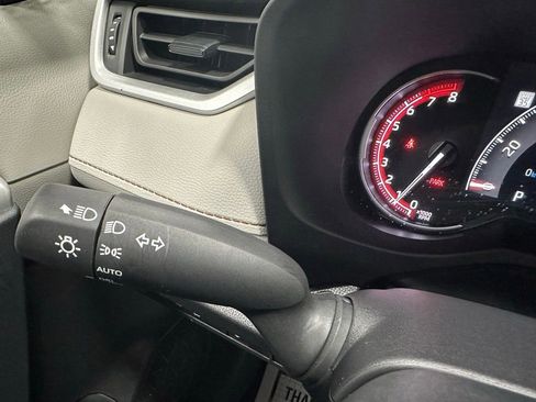 Used 2025 Toyota RAV4 XLE image 21