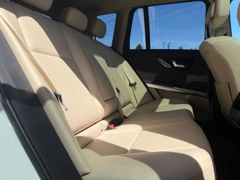 Used 2014 Mercedes-Benz GLK 350 2WD image 18