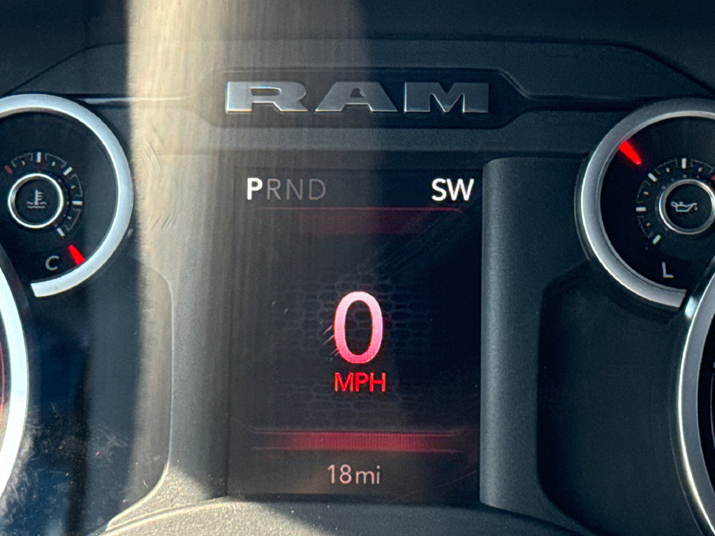 New 2027 RAM 3500 Tradesman AWD/4WD image 30