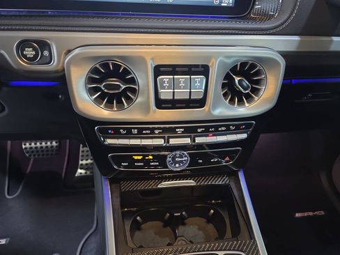 Used 2022 Mercedes-Benz G 550 image 24