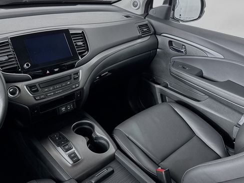 Certified 2023 Honda Ridgeline RTL image 23