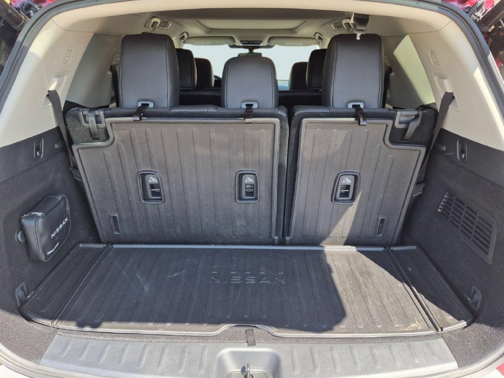 Used 2025 Nissan Pathfinder Platinum w/ Cargo Package FWD image 27