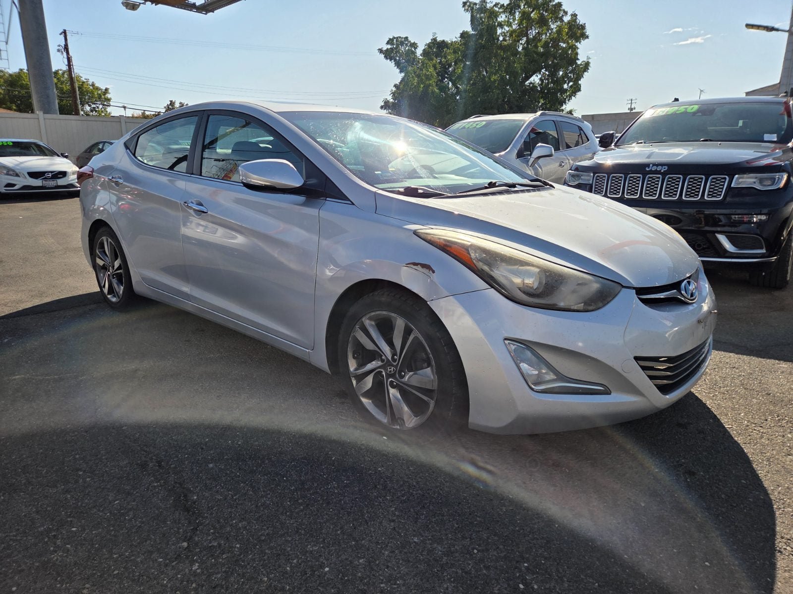 Used 2014 Hyundai Elantra Limited w/ Option Group 03 FWD image 5