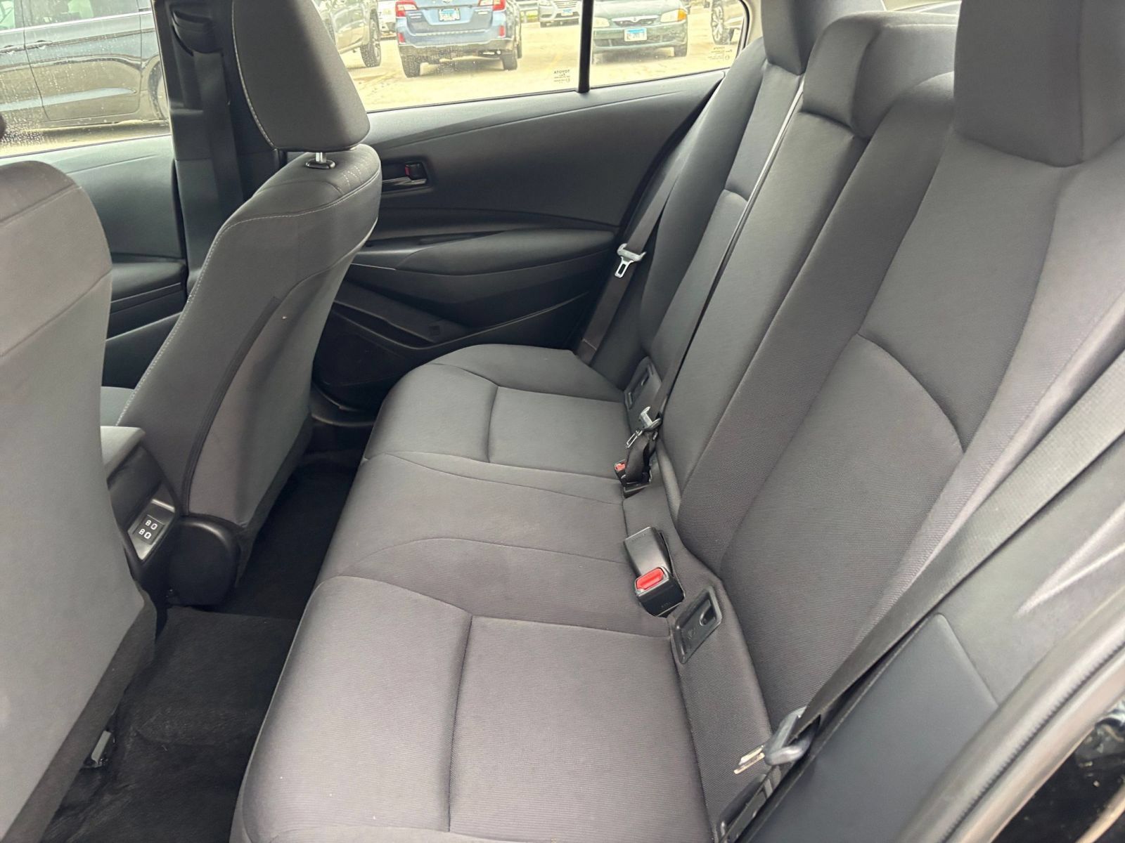 Used 2025 Toyota Corolla LE FWD image 22