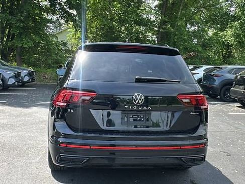 Used 2024 Volkswagen Tiguan SE R-Line AWD/4WD image 6