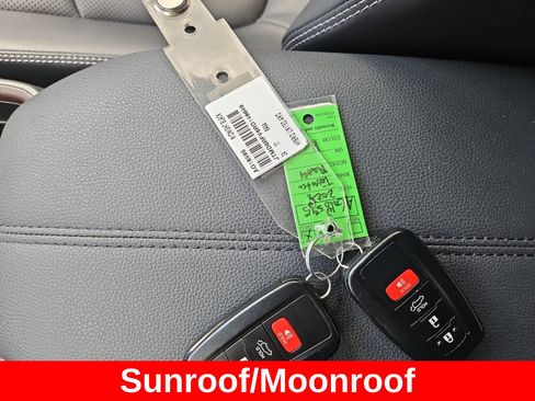 Used 2024 Toyota RAV4 Limited AWD/4WD image 20