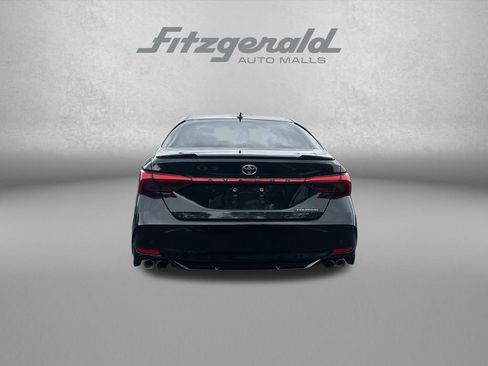 Used 2019 Toyota Avalon Touring w/ Advanced Safety Package FWD image 6