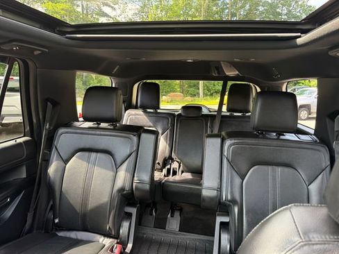 Used 2021 Ford Expedition Limited AWD/4WD image 24