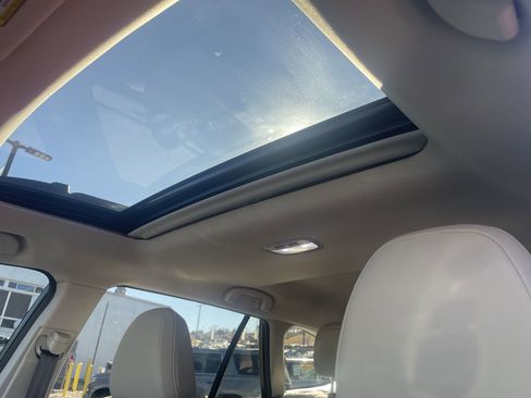 Used 2024 Subaru Outback Limited image 12