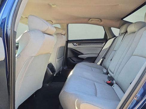 Used 2020 Honda Accord Hybrid image 16