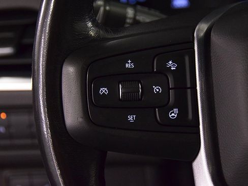 Used 2021 GMC Yukon SLT w/ SLT Premium Package image 19