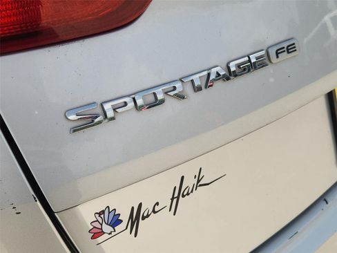 Used 2019 Kia Sportage LX FWD image 29