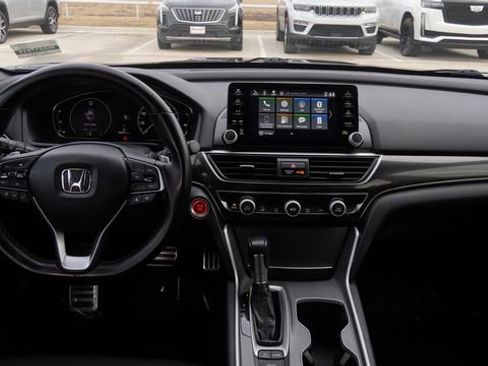 Used 2021 Honda Accord Sport image 13