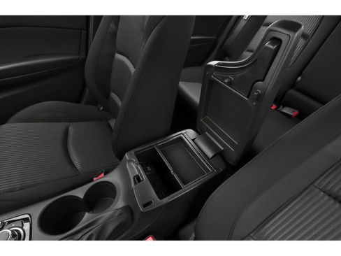 Used 2015 MAZDA MAZDA3 i Sport FWD image 12
