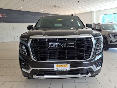 New 2026 GMC Yukon Denali AWD/4WD image 2