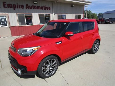 Used 2018 Kia Soul ! image 4