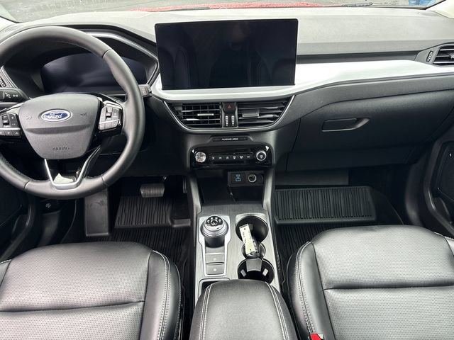 Certified 2023 Ford Escape Platinum AWD/4WD image 28