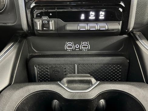 Certified 2025 RAM 1500 Big Horn AWD/4WD image 19