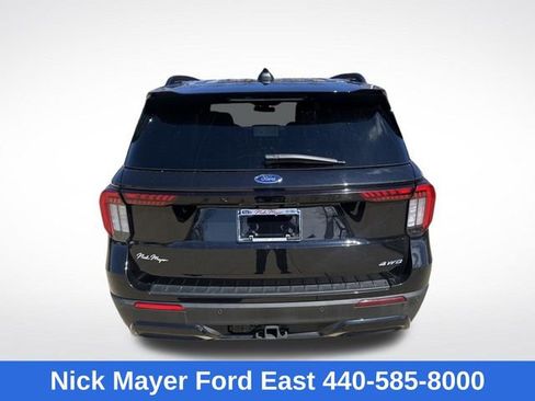 Used 2025 Ford Explorer ST-Line AWD/4WD image 7