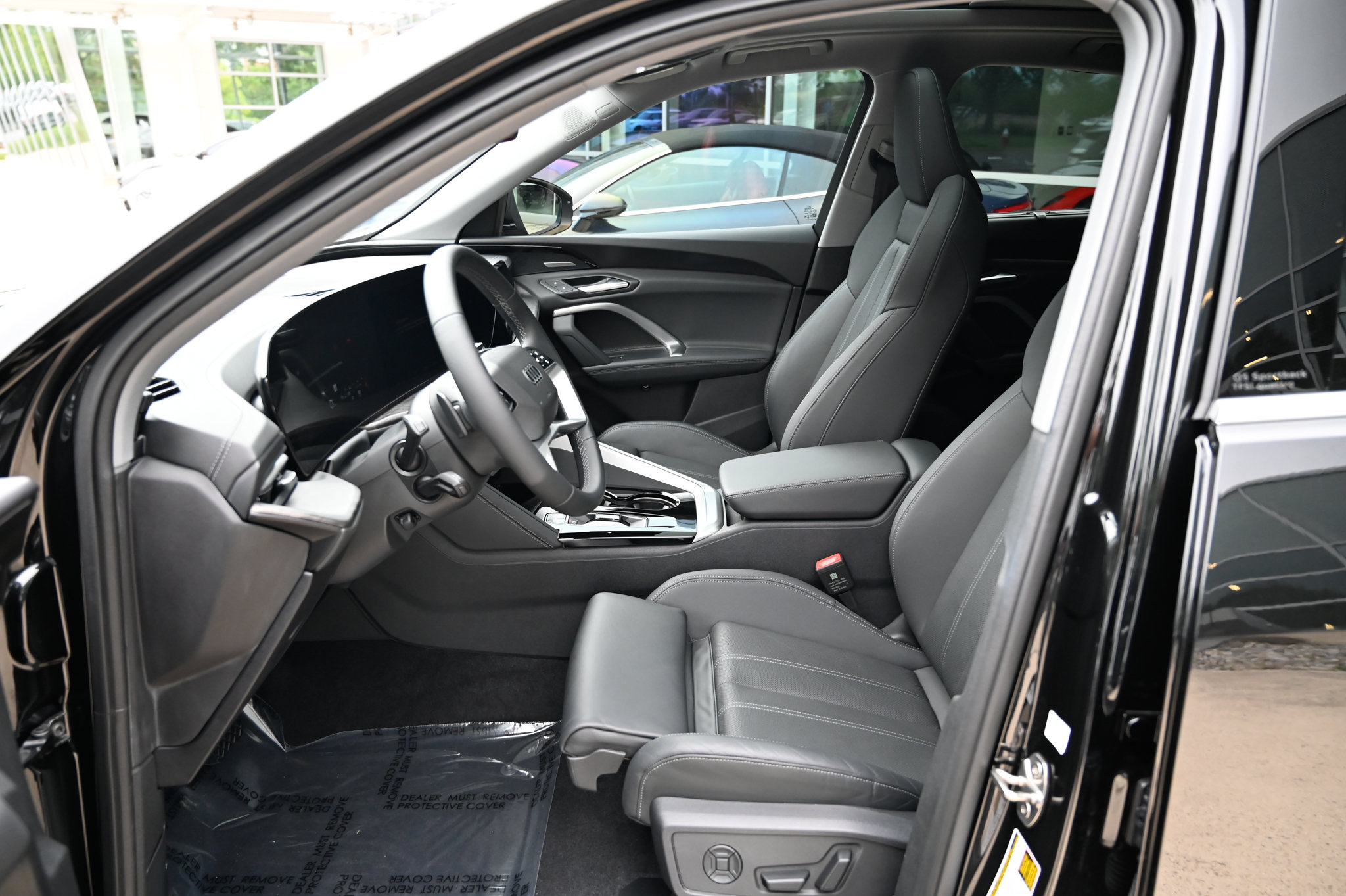 Used 2025 Audi Q5 Premium Plus AWD/4WD image 17