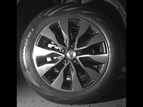 Certified 2024 Subaru Outback Limited AWD/4WD image 11