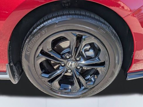 Certified 2025 Honda Accord SE image 11