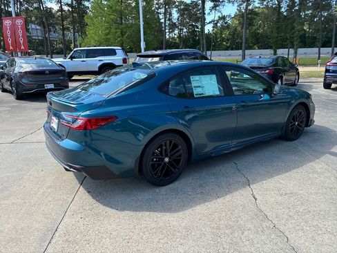 New 2026 Toyota Camry SE FWD image 7
