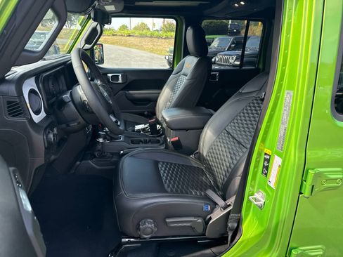 New 2025 Jeep Wrangler Sport S image 9