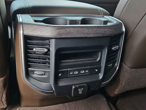 Used 2026 RAM 2500 Laramie AWD/4WD image 20