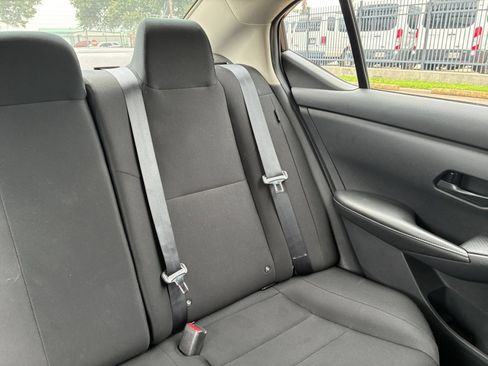 Used 2025 Nissan Sentra S FWD image 30