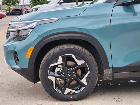 New 2026 Kia Seltos EX image 5