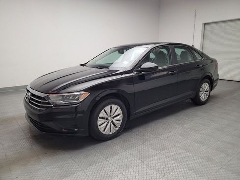 Used 2019 Volkswagen Jetta S w/ Driver Assistance Package FWD image 2