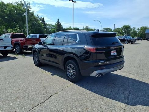 Used 2025 GMC Acadia Elevation AWD/4WD image 5
