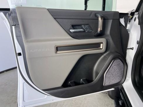 Used 2025 GMC Hummer EV 3X w/ Extreme Off-Road Package image 23