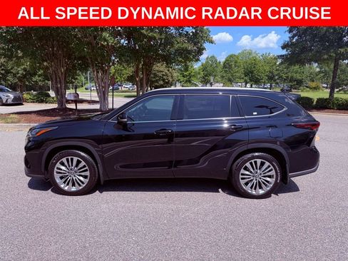 Used 2026 Toyota Highlander Platinum AWD/4WD image 4