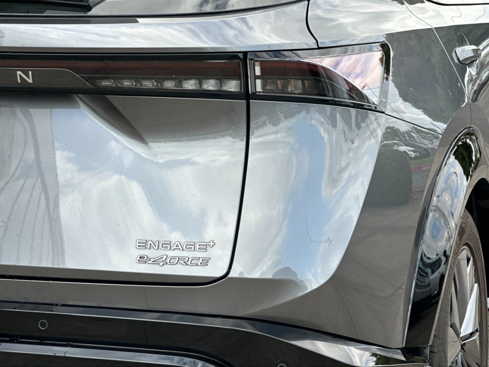 Used 2023 Nissan Ariya AWD image 25