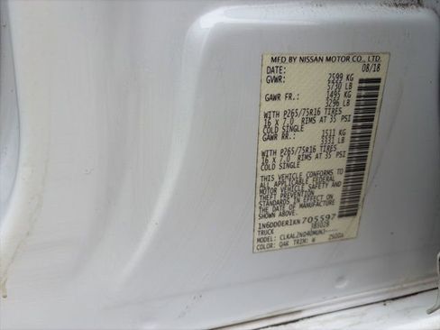 Used 2019 Nissan Frontier Desert Runner image 23