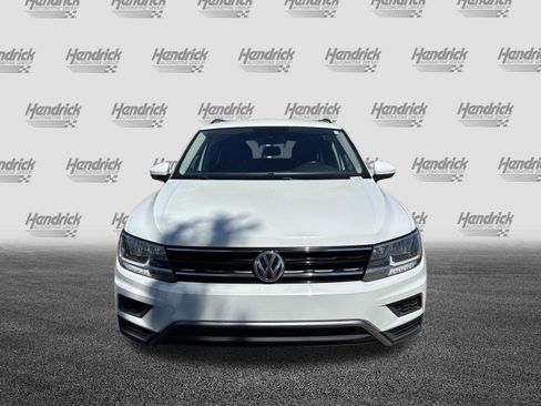 Used 2018 Volkswagen Tiguan SE FWD image 3