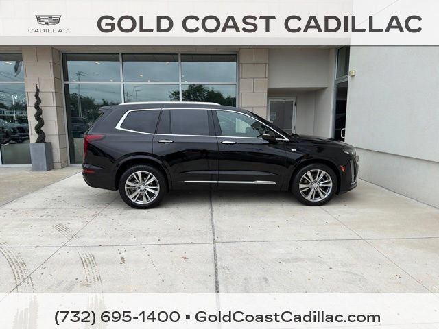 Certified 2023 Cadillac XT6 Premium Luxury AWD/4WD image 4