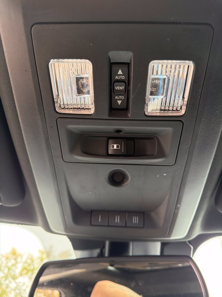 Used 2018 RAM 1500 Sport w/ Hydro Blue Sport Package AWD/4WD image 30