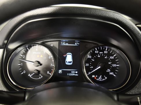 Used 2017 Nissan Rogue S AWD/4WD image 18