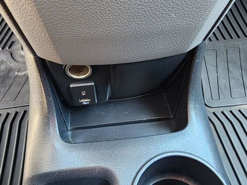 Used 2019 Nissan NV200 SV FWD image 23