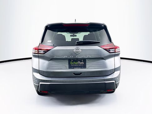 Used 2025 Nissan Rogue SV FWD image 7
