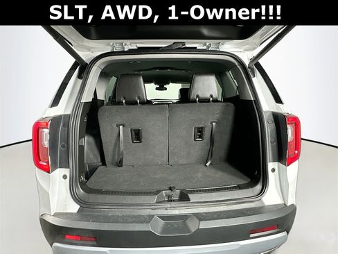 Used 2023 GMC Acadia SLT image 28