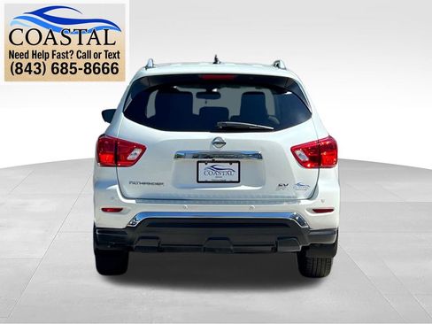 Used 2017 Nissan Pathfinder SV FWD image 14